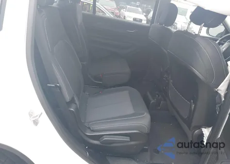 2023 Jeep Grand Cherokee L Laredo 4X4 z USA, uszkodzony, nr VIN 1C4RJKAG3P8729567